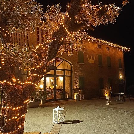 Locanda Corte Ruspecchio Bed & Breakfast Quattro Castella ภายนอก รูปภาพ